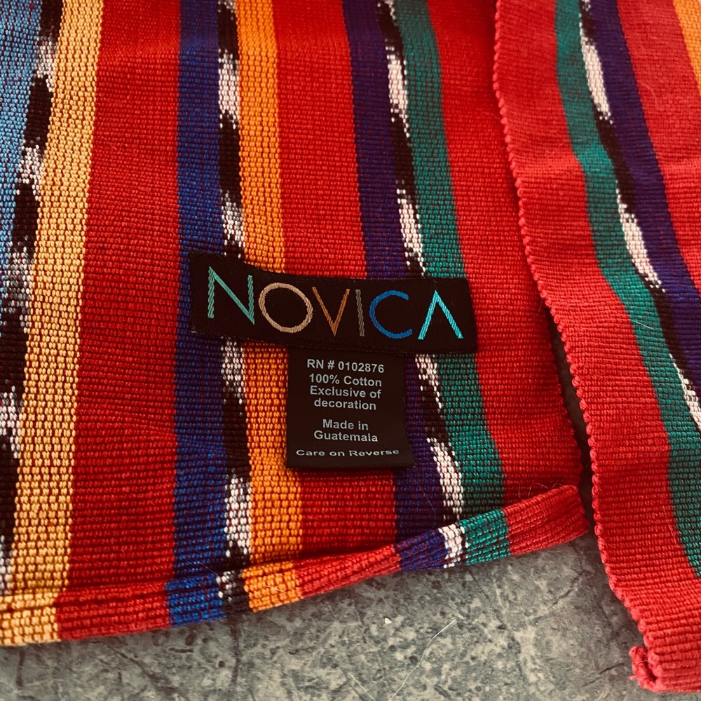 Novica - Picture 2 of 4